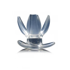 Clawed Expanding Clear Dilator