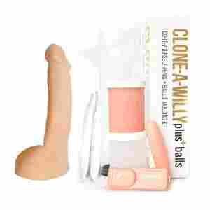 Clone-A-Willy – Vibrating Dildo Kit with Balls – Beige